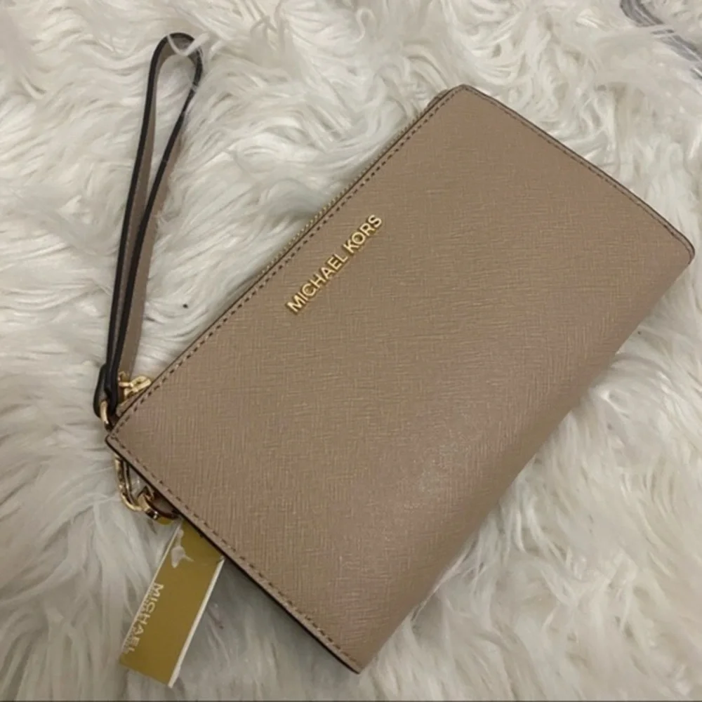New Michael Kors jet set travel large double zipper wristlet wallet - Picture 1 of 8